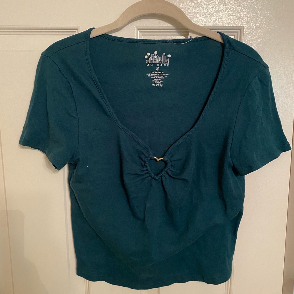 Medium teal crop shirt